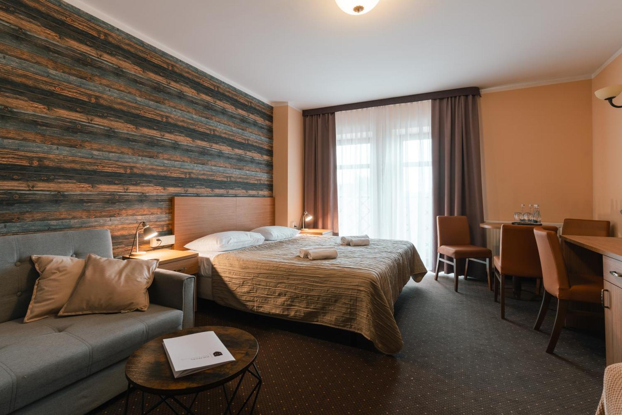 Hotel Pod Figura Ogrodzieniec Exterior photo